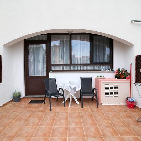 Apartment Svid Ровінь Екстер'єр фото